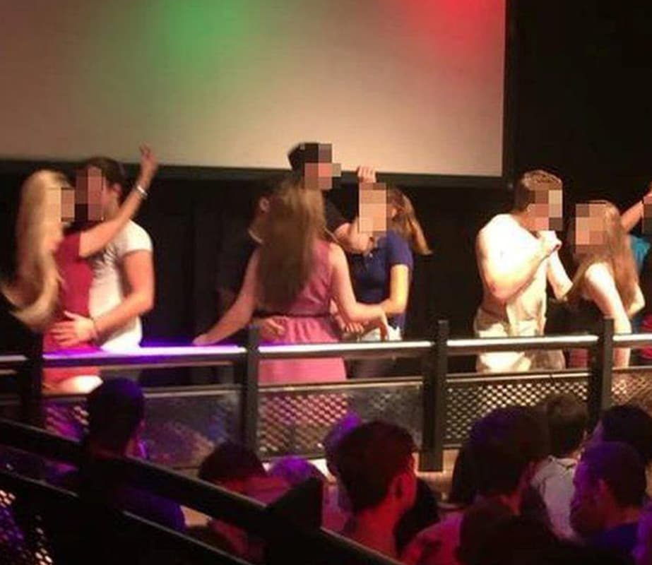 What To Expect In A Sex Club